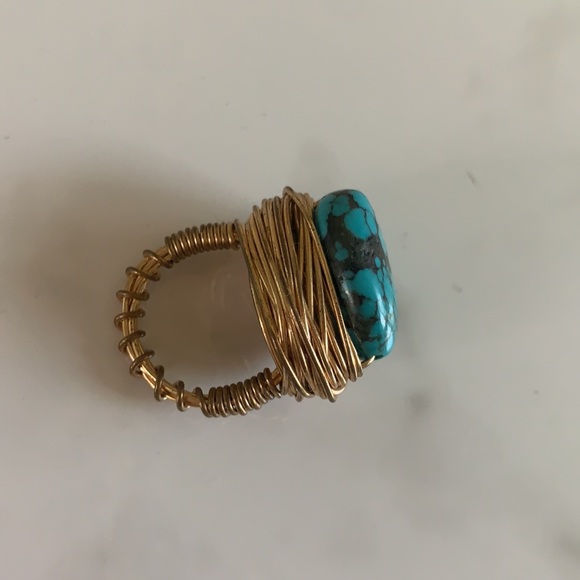 Gorgeous statement ring - Picture 3 of 4